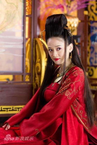 笑傲江湖陈乔恩花絮,幕后趣事连连，侠骨柔情尽展