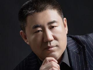 包总个人资料,商业奇才的崛起之路  第3张