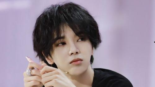 华晨宇搞笑写真,笑点满满，花式搞怪  第3张