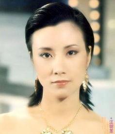 汪明荃背景后台,从影视巨星到慈善大使，揭秘她的传奇人生与深厚背景  第2张