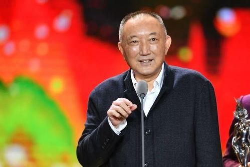 韩三平的背景,韩三平的艺术人生与时代印记